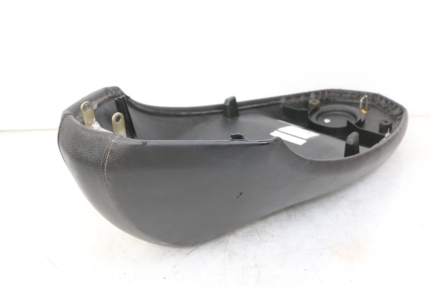 photo de SELLE PEUGEOT STREETZONE 4T 50 (2018 - 2023)