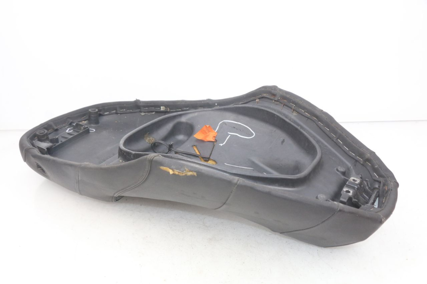 photo de SELLE PIAGGIO FLY 125 (2005 - 2012)