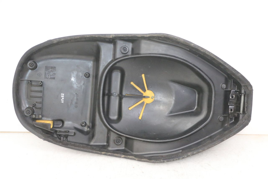 photo de SELLE PIAGGIO FLY 2T 50 (2004 - 2017)