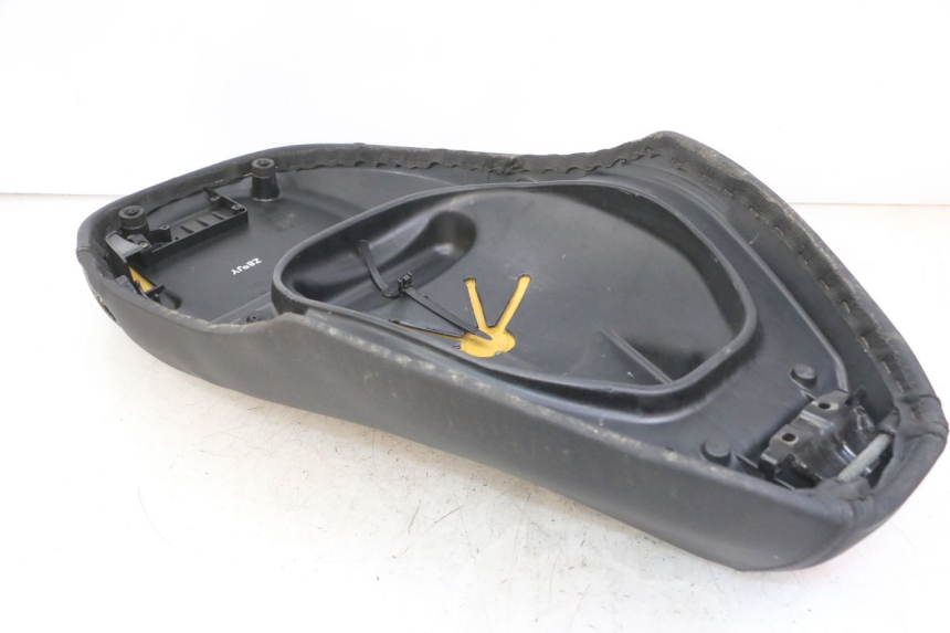 photo de SELLE PIAGGIO FLY 2T 50 (2004 - 2017)