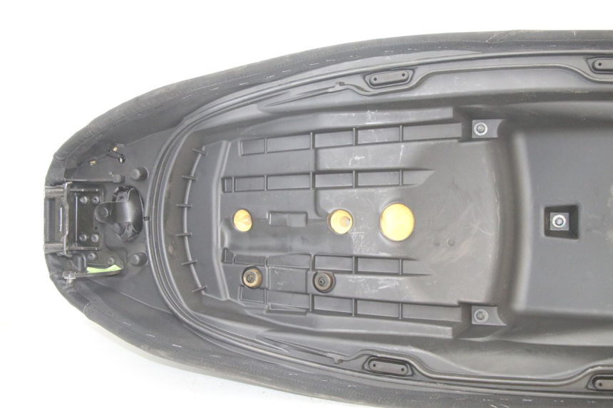 photo de SELLA PIAGGIO MP3 500 (2014 - 2016)