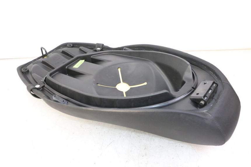 photo de SELLA PIAGGIO NRG POWER PUREJET 50 (2018 - 2021)