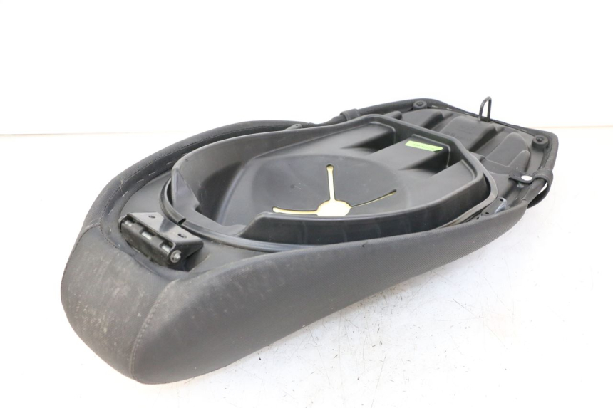 photo de SELLA PIAGGIO NRG POWER PUREJET 50 (2018 - 2021)