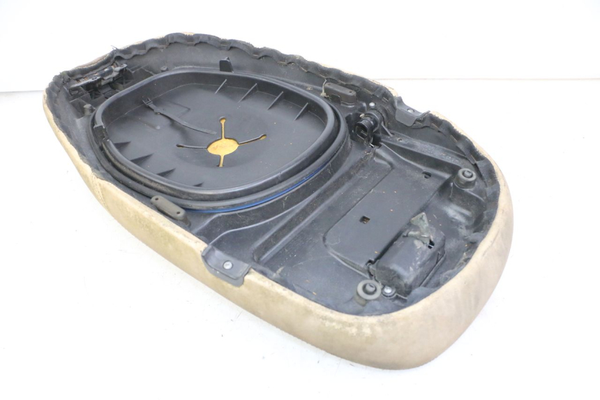 photo de SELLA PIAGGIO VESPA LX 150 (2005 - 2013)