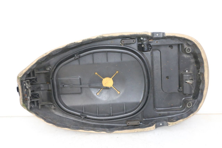 photo de SELLA PIAGGIO VESPA LX 150 (2005 - 2013)