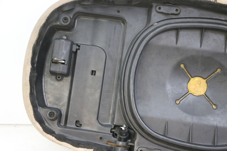 photo de SELLE PIAGGIO VESPA LX 2T 50 (2005 - 2013)