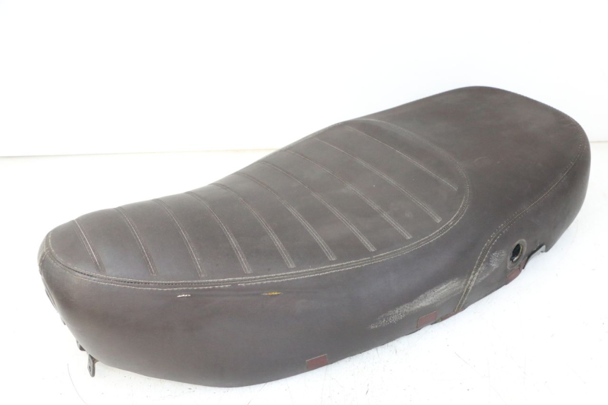 photo de SELLA PIAGGIO VESPA LX IE 125 (2010 - 2012)