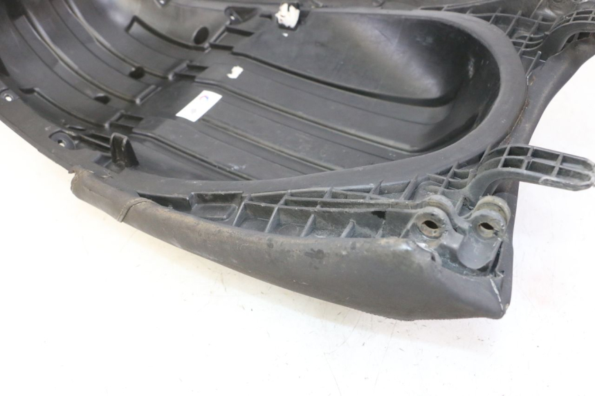 photo de SELLA PEUGEOT SATELIS 125 (2013 - 2018)