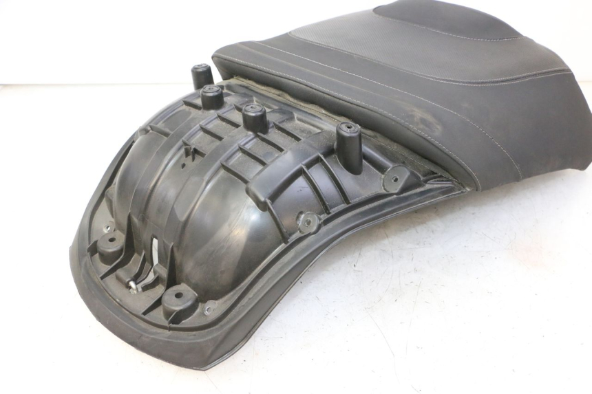 photo de SELLA PEUGEOT SATELIS 125 (2013 - 2018)