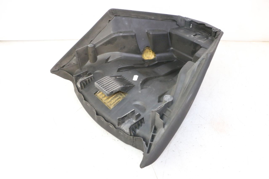 photo de SELLA PEUGEOT SATELIS 125 (2013 - 2018)