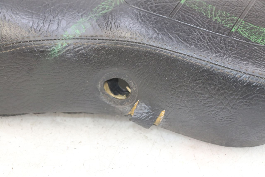 photo de SELLE APRILIA SCARABEO 100 (2003 - 2012)