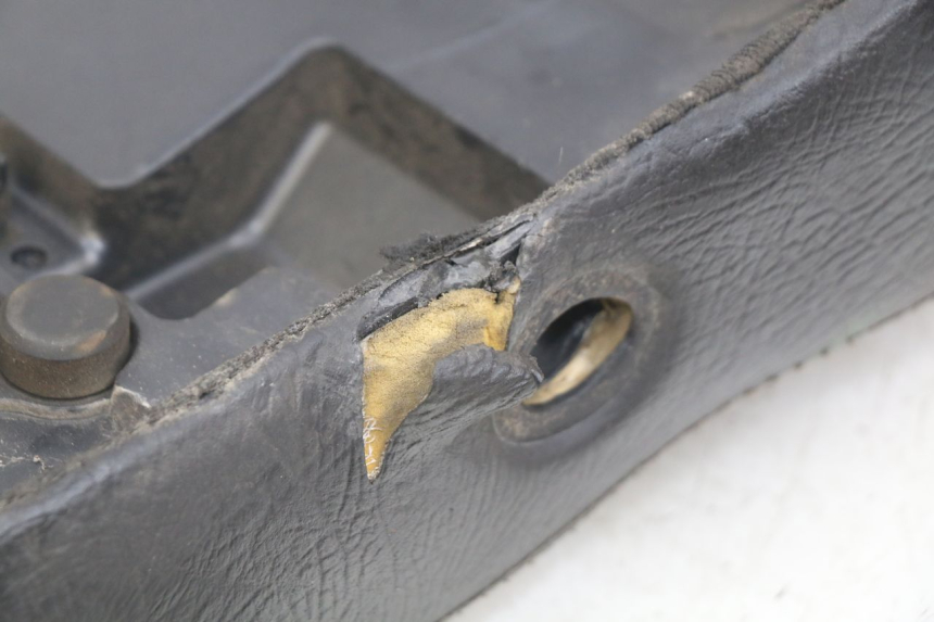 photo de SELLE APRILIA SCARABEO 100 (2003 - 2012)