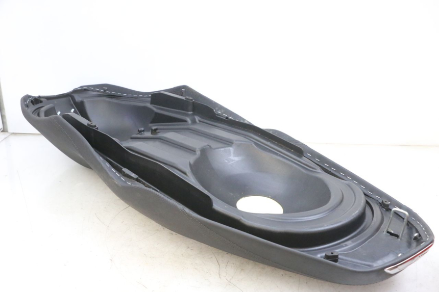 photo de SELLA YAMAHA TRICITY 300 (2020 - 2024) - Altra vista dell'articolo