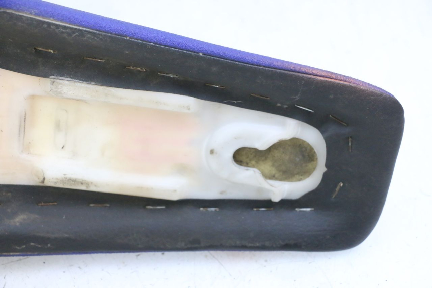 photo de SELLE YAMAHA TTR 125 (2000 - 2020) - Stato della superficie e materiale