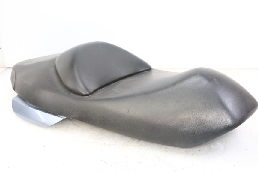 photo de SELLE SUZUKI UH BURGMAN 125 (2002 - 2006)
