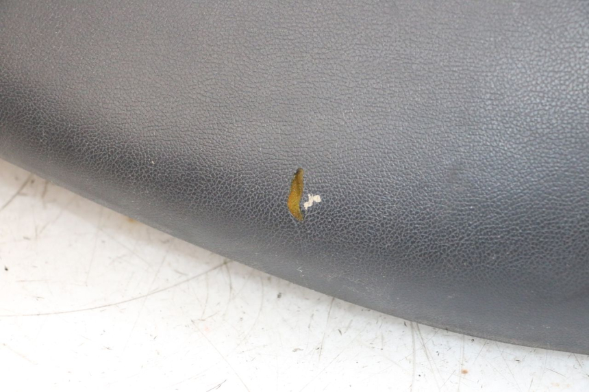 photo de SELLA PIAGGIO VESPA GTS SUPER IE 125 (2009 - 2016) - Zoom sui componenti