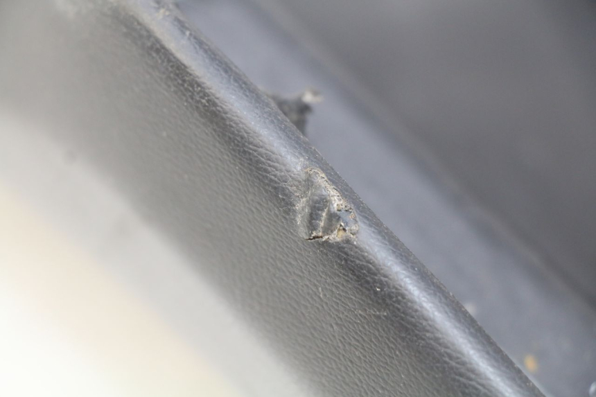 photo de SELLE PEUGEOT VIVACITY NEW 2T 50 (2008 - 2017)