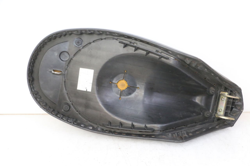 photo de SELLE PEUGEOT VIVACITY NEW 4T 50 (2008 - 2017)