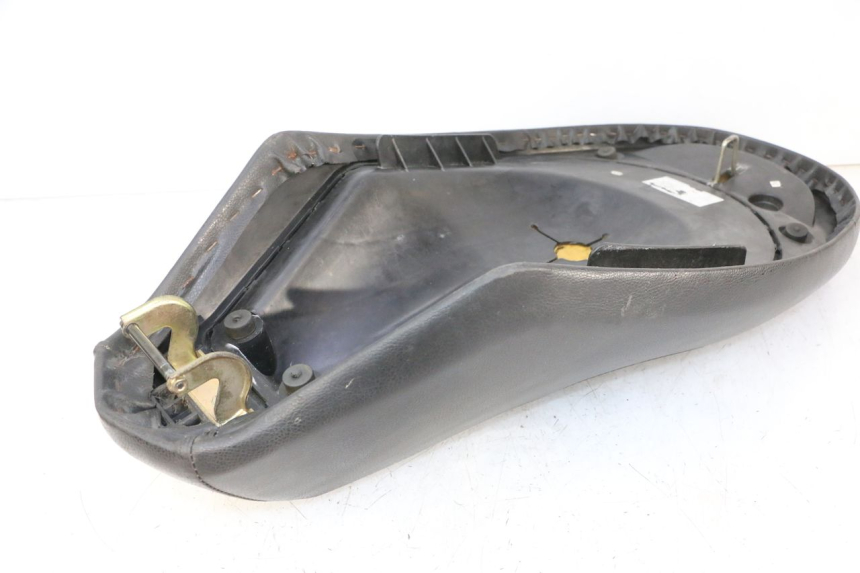 photo de SELLE PEUGEOT VIVACITY NEW 4T 50 (2008 - 2017)