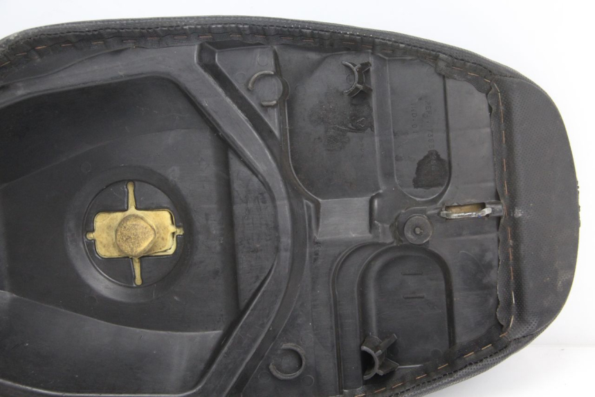 photo de SELLA PEUGEOT VIVACITY 50 (2004 - 2009)