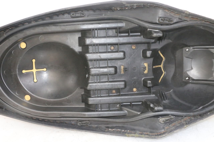 photo de SELLE YAMAHA XMAX X-MAX 125 (2006 - 2009)