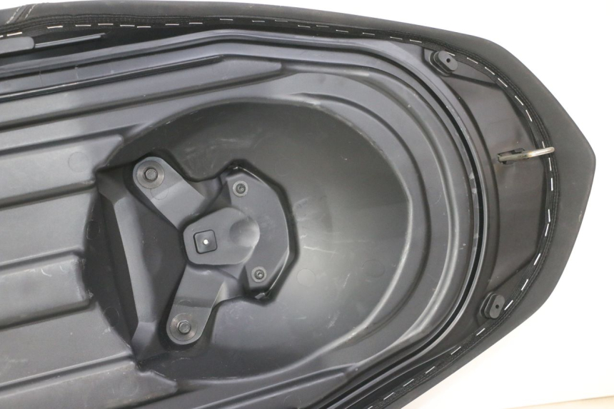 photo de SELLA YAMAHA XMAX X-MAX 125 (2021 - 2025)