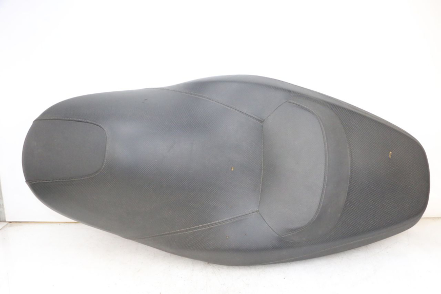 photo de SELLE YAMAHA XMAX X-MAX 125 (2006 - 2009) - Vista principale