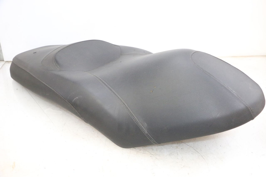 photo de SELLE YAMAHA XMAX X-MAX 125 (2006 - 2009) - Dettaglio del componente