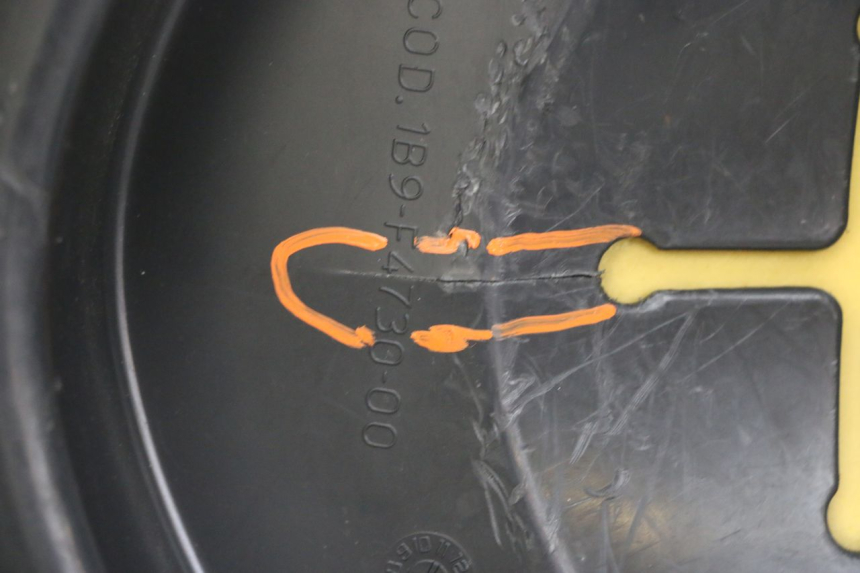 photo de SELLE YAMAHA XMAX X-MAX 125 (2006 - 2009) - Ispezione visiva dettagliata