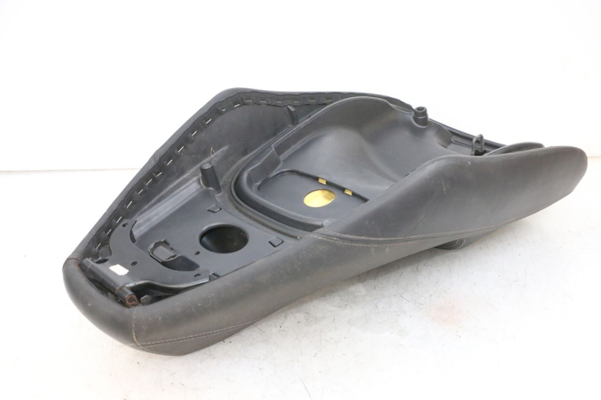 photo de SELLE PIAGGIO XEVO - X EVO 125 (2007 - 2017) - Zoom sullo stato d'uso