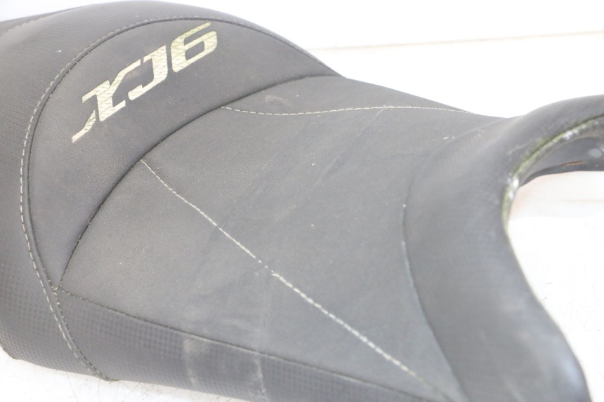 photo de SELLA YAMAHA XJ6 ABS 600 (2008 - 2016)