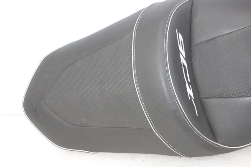 photo de SELLA YAMAHA XJ6 ABS 600 (2008 - 2016)