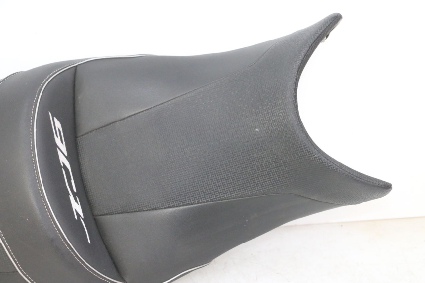 photo de SELLA YAMAHA XJ6 ABS 600 (2008 - 2016)