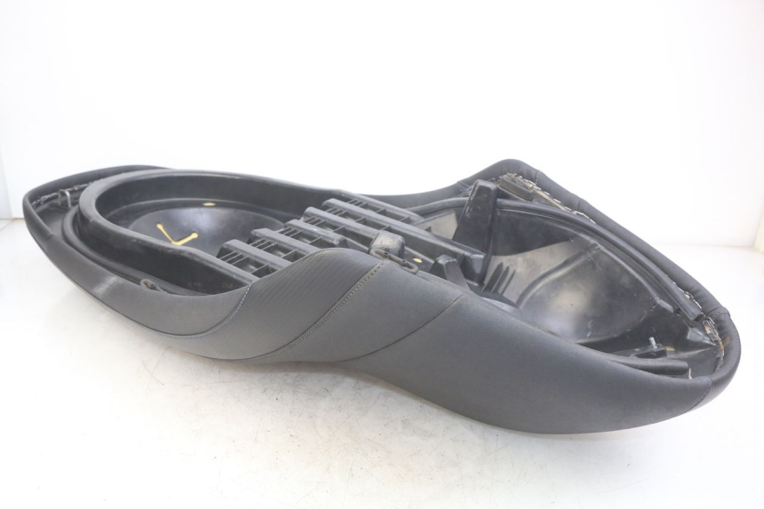 photo de SELLE YAMAHA XMAX X-MAX 125 (2006 - 2009)