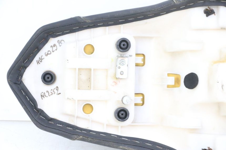 photo de SELLA YAMAHA XJ6 ABS 600 (2008 - 2016)