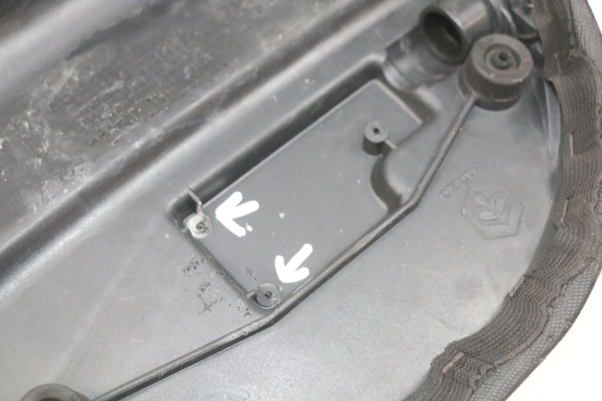 photo de SELLE PIAGGIO ZIP 2T 50 (2009 - 2019)