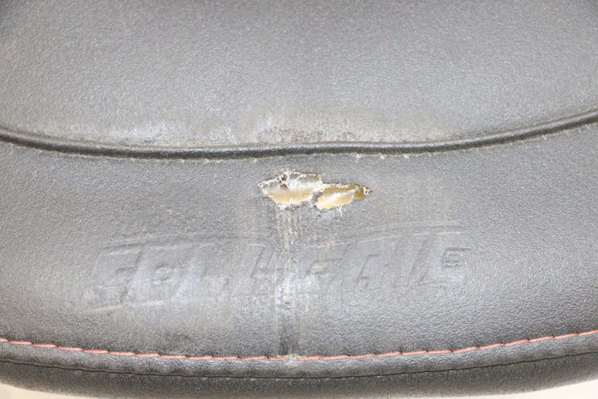 photo de SELLA KAWASAKI ZR 7 750 (1999 - 2001) - Zoom sui componenti