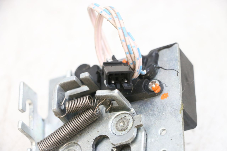 photo de SERRATURA SELLA SEGWAY NINEBOT E125S 1 (2022 - 2026) - Primo piano tecnico