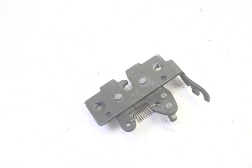 photo de SERRATURA SELLA PIAGGIO MP3 RL 250 (2007 - 2010) - Altra angolazione