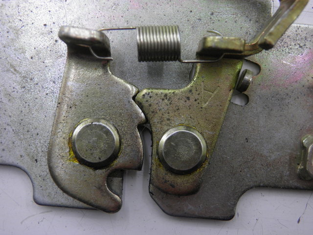 photo de SERRATURA SELLA PEUGEOT TWEET 125 (2010 - 2017)