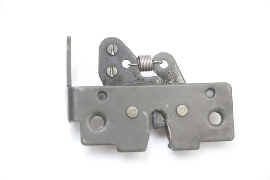 photo de SERRATURA SELLA PIAGGIO X10 125 (2012 - 2017) - Dettaglio del componente