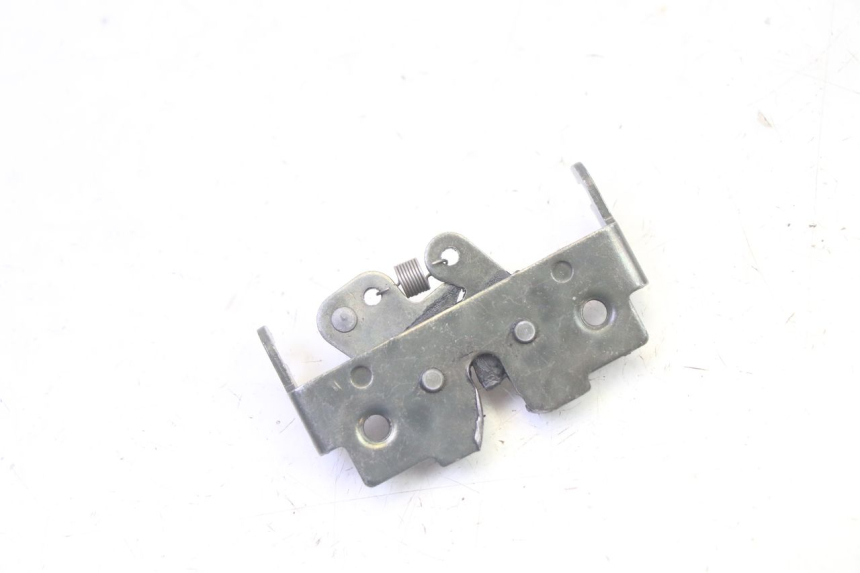 photo de SERRATURA SELLA PIAGGIO X8 125 (2004 - 2007) - Zoom sullo stato d'uso