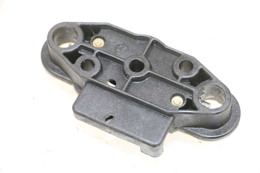 photo de SERRATURA SELLA KAWASAKI ZR 7 750 (1999 - 2001) - Zoom sullo stato d'uso