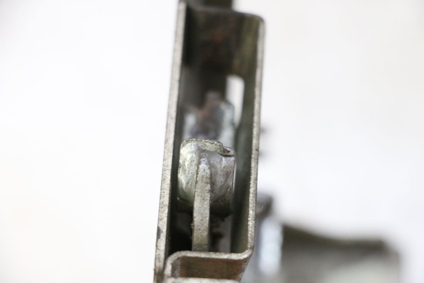 photo de SERRATURA SELLA HONDA FES S-WING SWING ABS 125 (2007 - 2015) - Zoom sullo stato d'uso