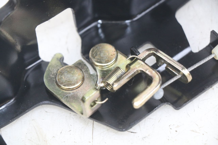 photo de SERRATURA SELLA SYM MIO 50 (2011 - 2017)