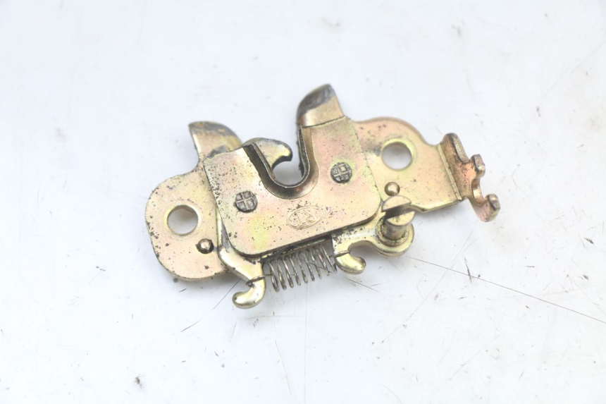 photo de SERRATURA SELLA PEUGEOT STREETZONE 4T 50 (2018 - 2023)