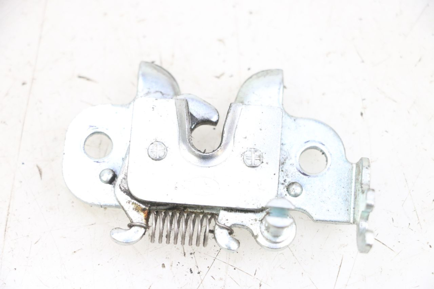 photo de SERRATURA SELLA PEUGEOT SPEEDFIGHT 4 4T EFI 50 (2021 - 2025) - Zoom sullo stato d'uso