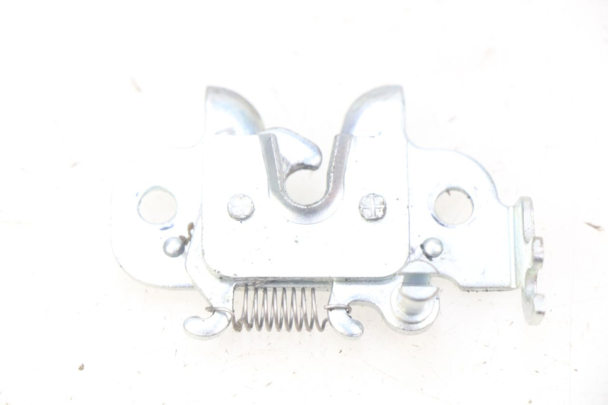 photo de SERRATURA SELLA PEUGEOT STREETZONE 4T 50 (2018 - 2023)