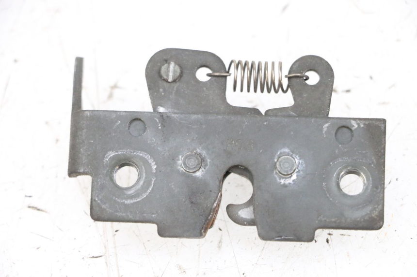 photo de SERRATURA SELLA PIAGGIO VESPA GTS SUPER IE 125 (2009 - 2016) - Zoom sullo stato d'uso