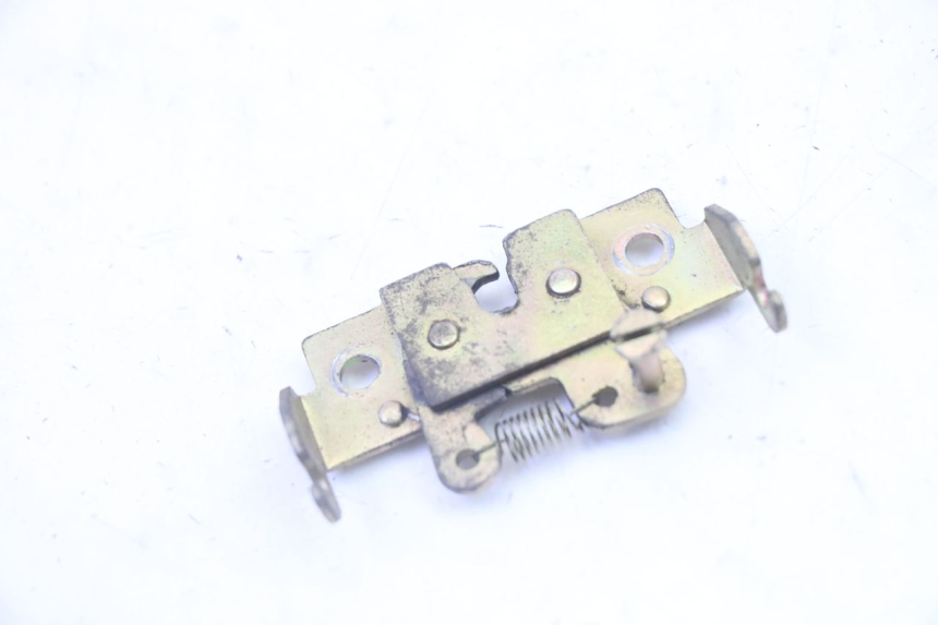 photo de SERRATURA SELLA PEUGEOT VIVACITY NEW 4T 50 (2008 - 2017) - Dettaglio del componente